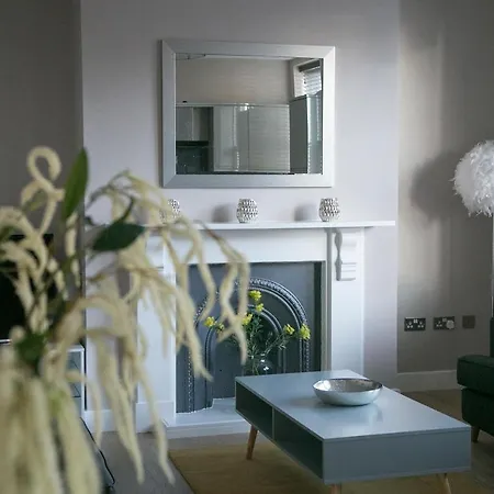 2 Bedroom Alpha 哈罗盖特